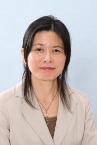 松井圭子氏