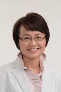 柏木敬友子氏